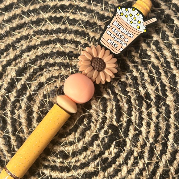 Pumpkin Spice Latte Beaded Pen - Picture 1 of 2